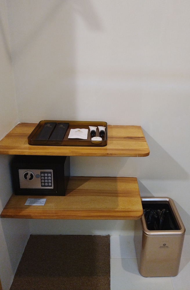Premier Double or Twin Room, High Floor City/Seaview with Free Airport Transfer photo 3