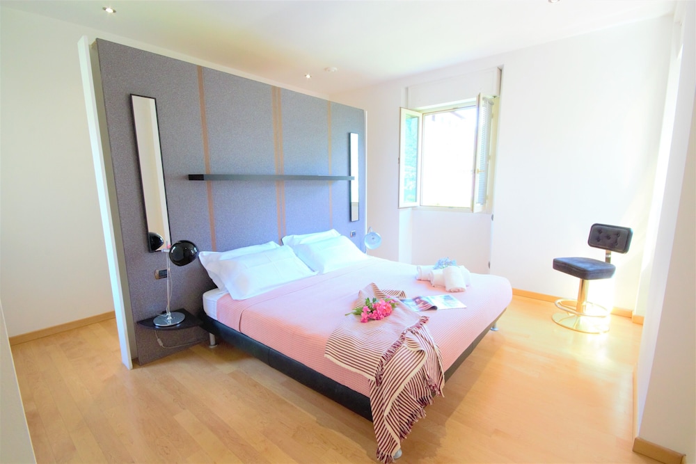 Villa, Multiple Bedrooms photo 3