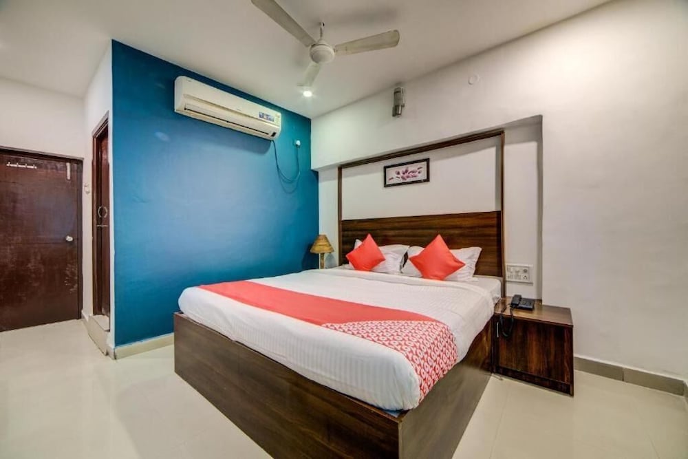 Classic Double Room, City View