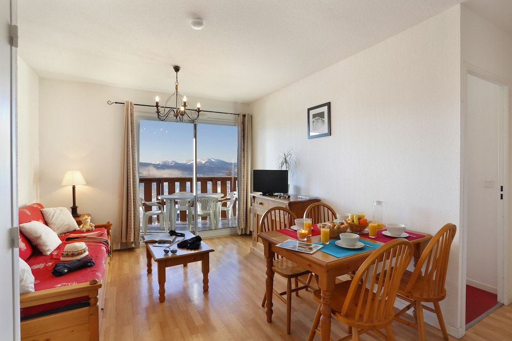 Apartment photo 3