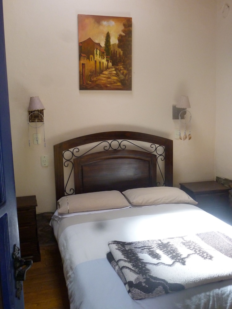 Standard Twin Room photo 3