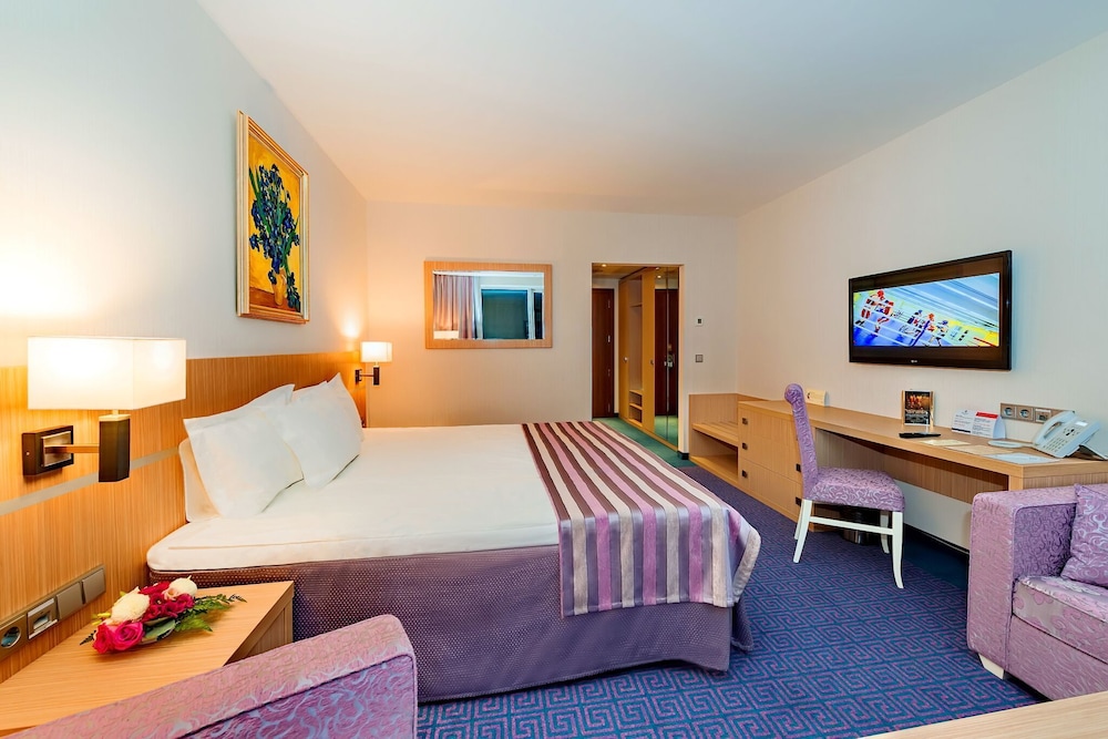 Superior Double or Twin Room photo 2