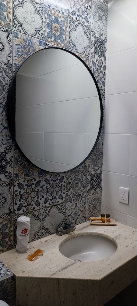 Basic Room - Photo 7