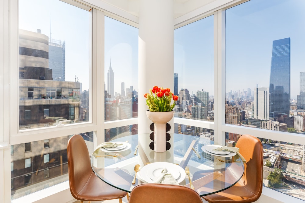 Luxury Apartment photo 2