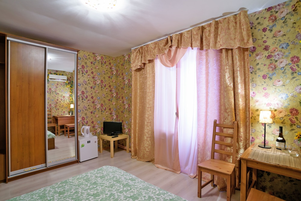 Double Room (Budget) photo 1