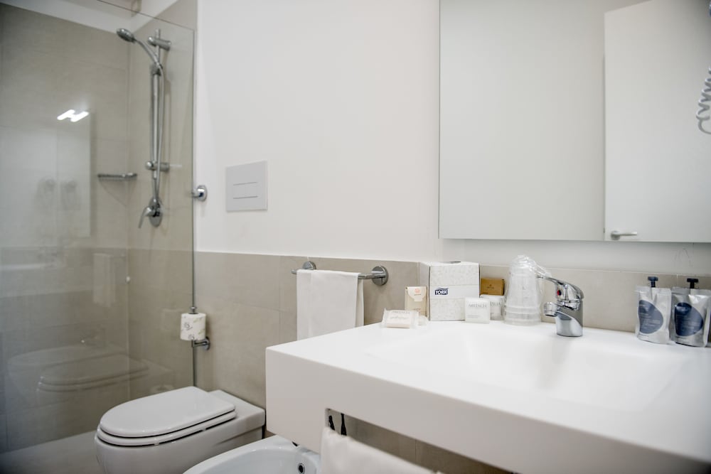 Superior Double Room - Photo 3