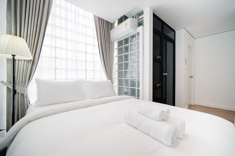 Economy Double Room photo 3