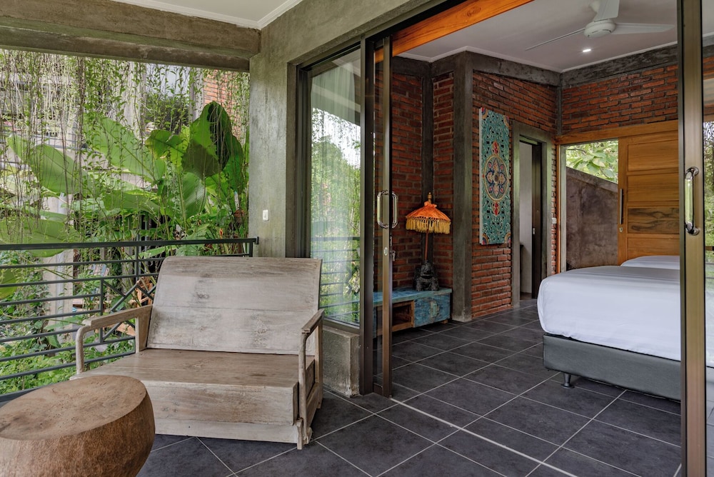 Standard Twin Room, Garden View