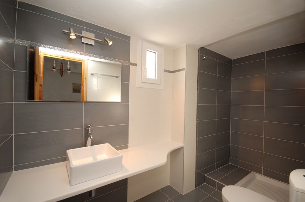 Triple Room - Photo 5