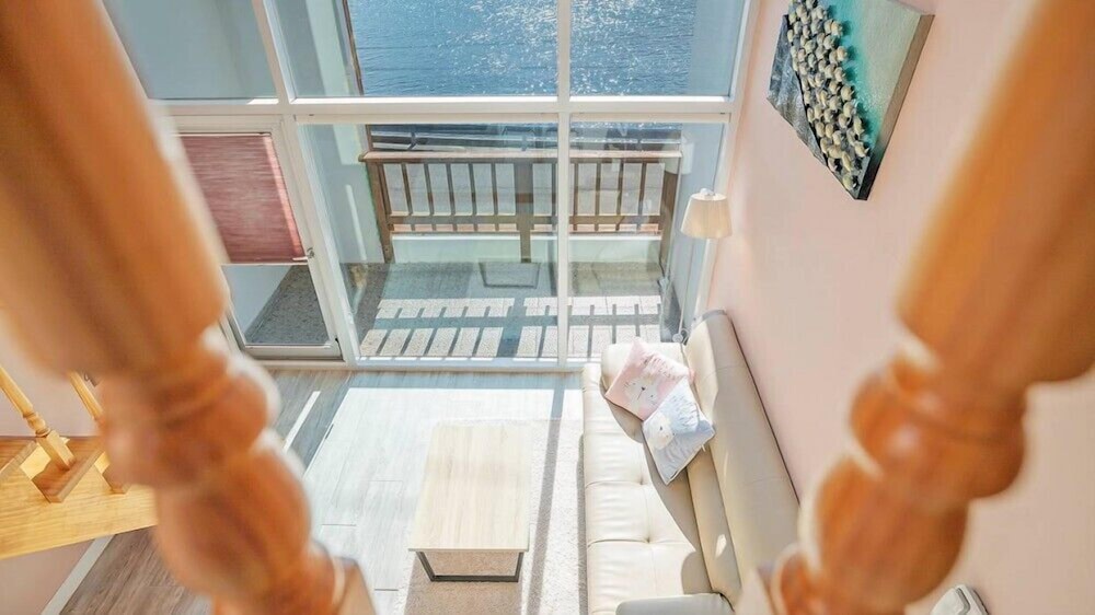 Room (202 duplex spa) - Photo 6