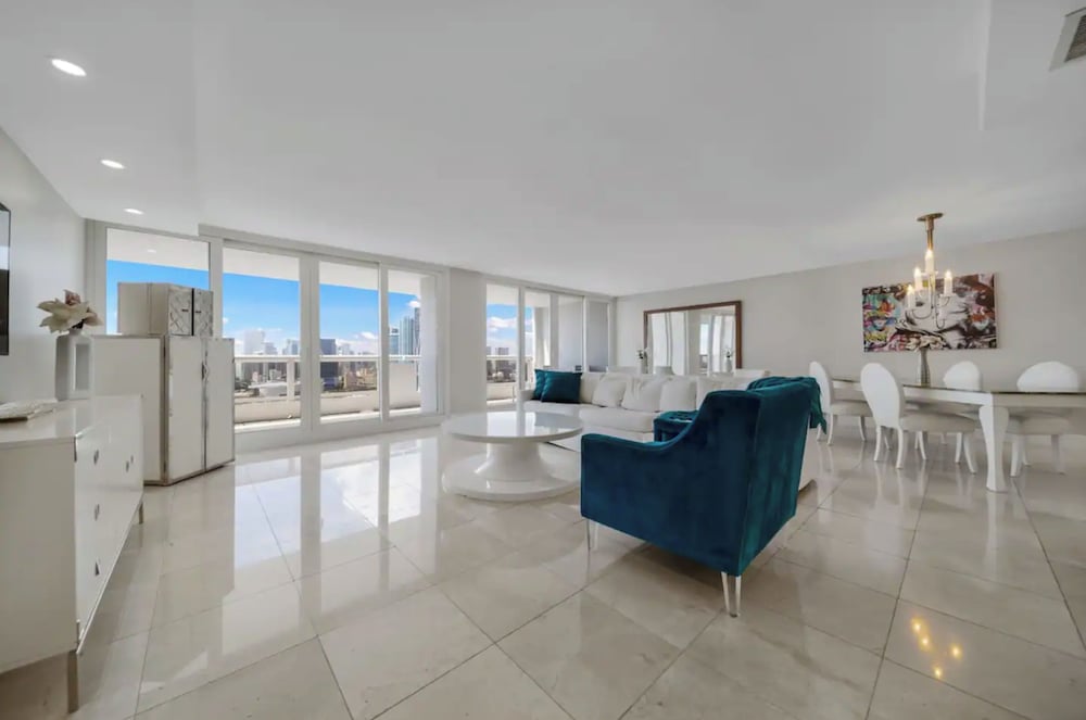 Penthouse, 2 Bedrooms, Balcony, City View