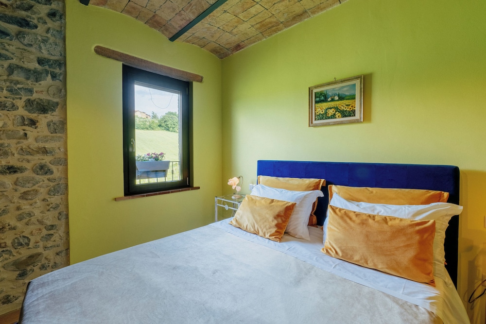 Triple Room, 1 Bedroom, Non Smoking, Ensuite photo 3
