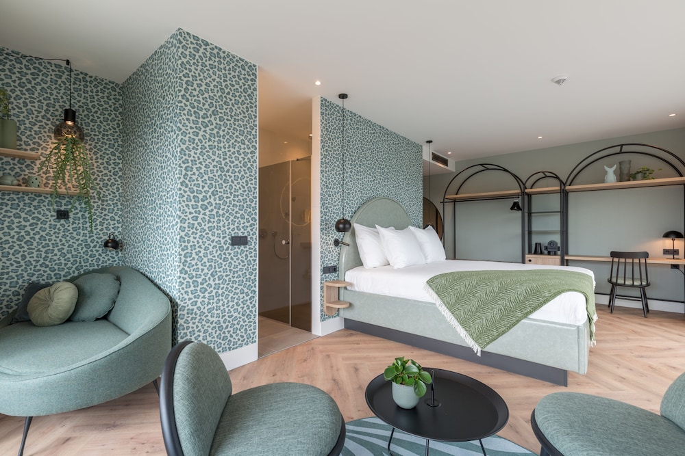 Superior Double Room, Balcony, Corner - Photo 1