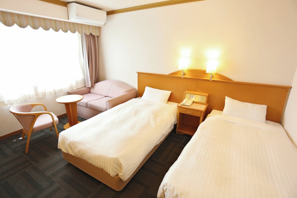Twin Room B, Non Smoking, High Floor - Photo 1