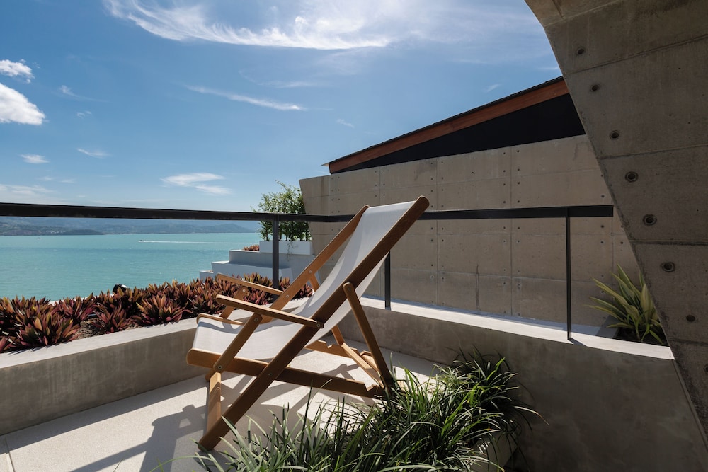 Three-bedroom Beach Access - Villa Muscat - Photo 11