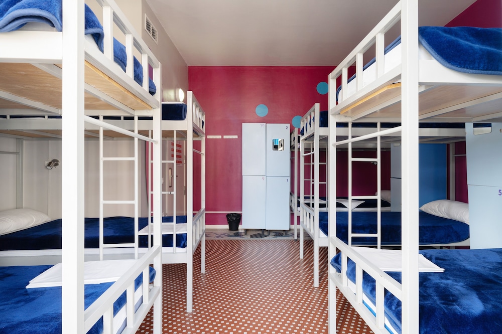 Shared Dormitory, Women only, Private Bathroom (1 bed in 8 Bed Dorm)