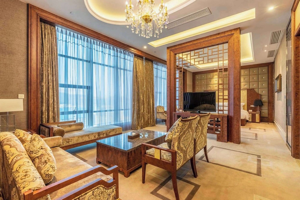Suite, Multiple Beds, Non Smoking (President)