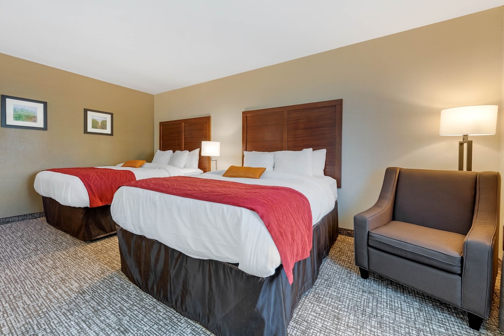 Room, 2 Queen Beds, Accessible, Non Smoking - Photo 6