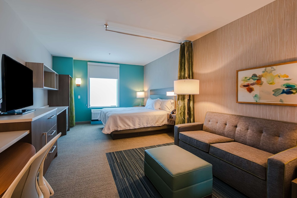 Studio, 2 Queen Beds, Accessible, Bathtub (Mobility & Hearing) photo 1