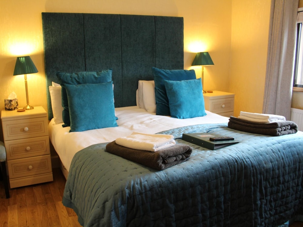 Double Or Twin Room (Morgan Room) photo 1