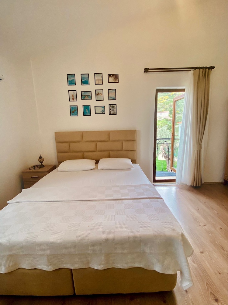 Family Apartment photo 1