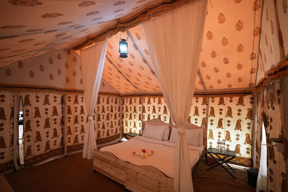 Deluxe Tent