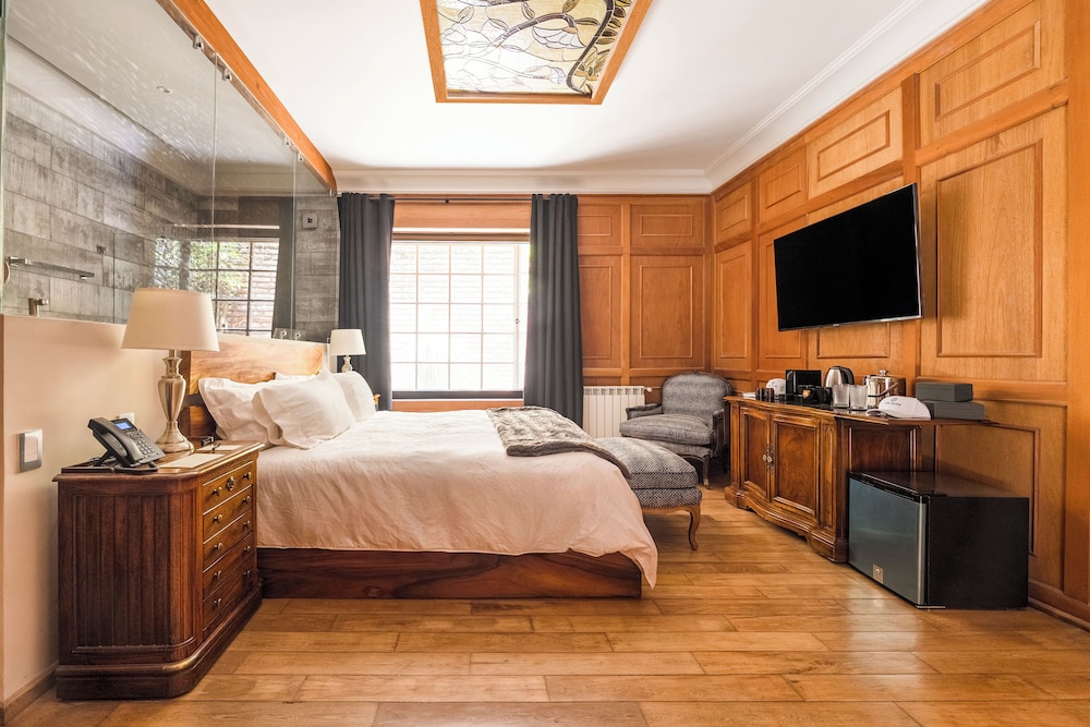 Inhouse Suite photo 1