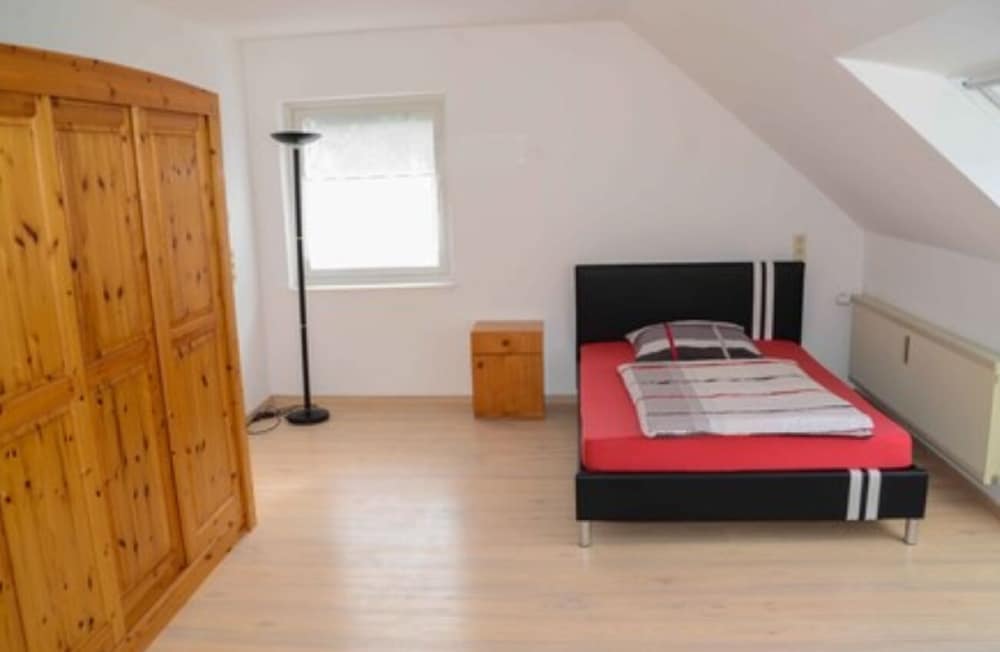 Apartment, 4 Bedrooms (Dachgeschoss, links) photo 2