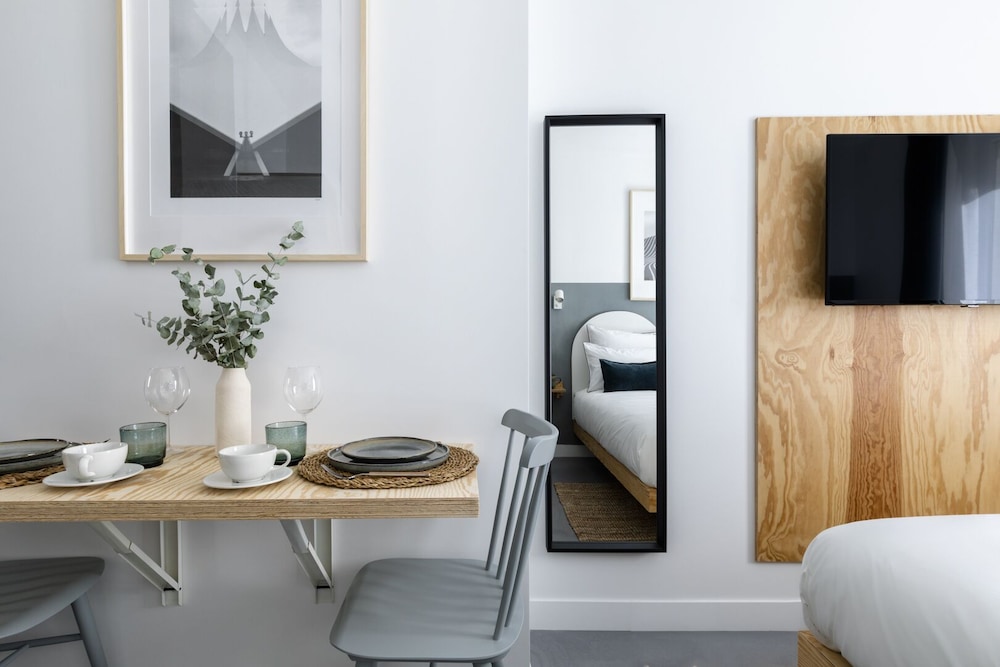 Superior Double Room, Ensuite, City View photo 3