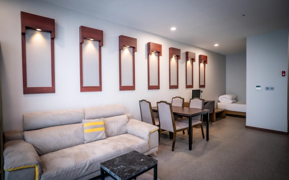 Room (Ocean Family (Breakfast PKG for 2 Net) - Photo 8