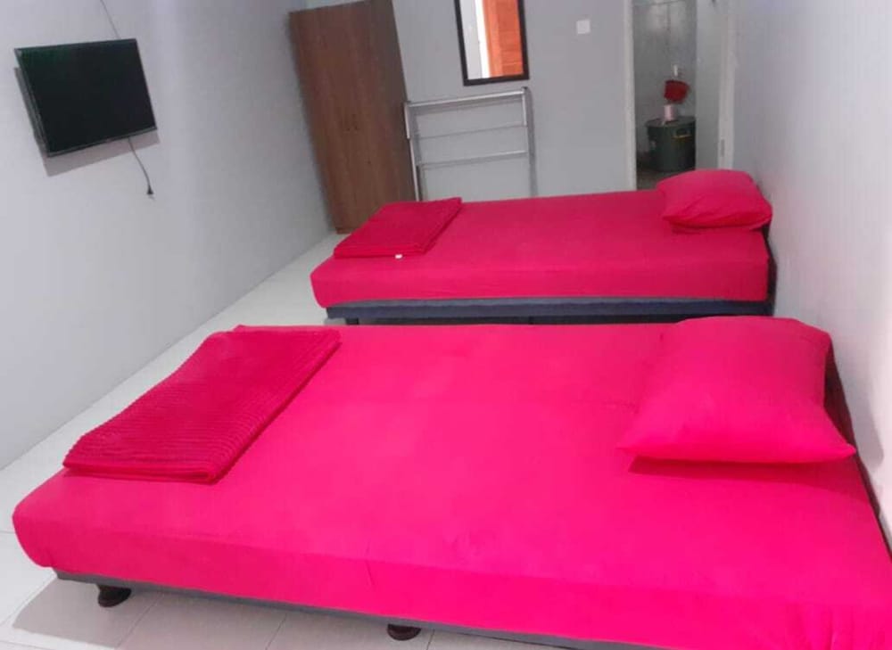 Standard Twin Room - Photo 7