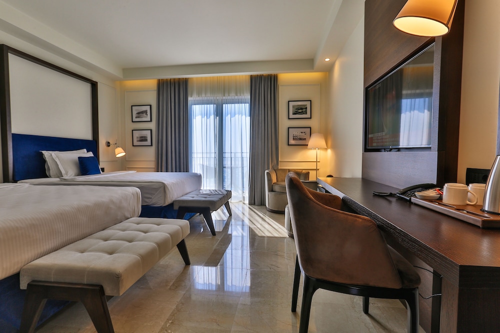 Superior Quadruple Room, Sea View