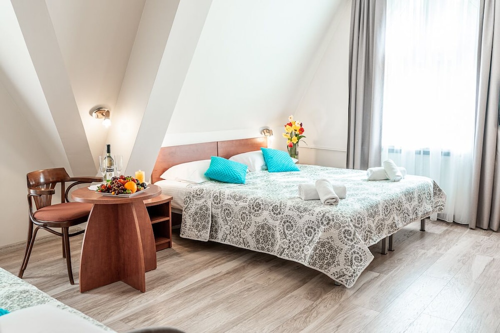 Triple Room photo 2