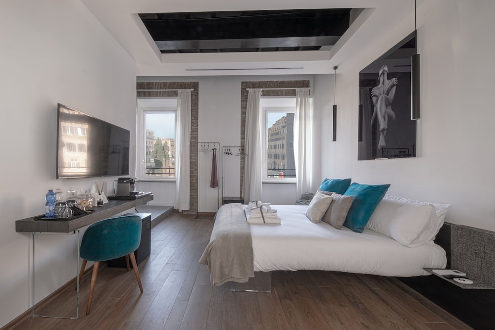 Deluxe Room, City View (1)