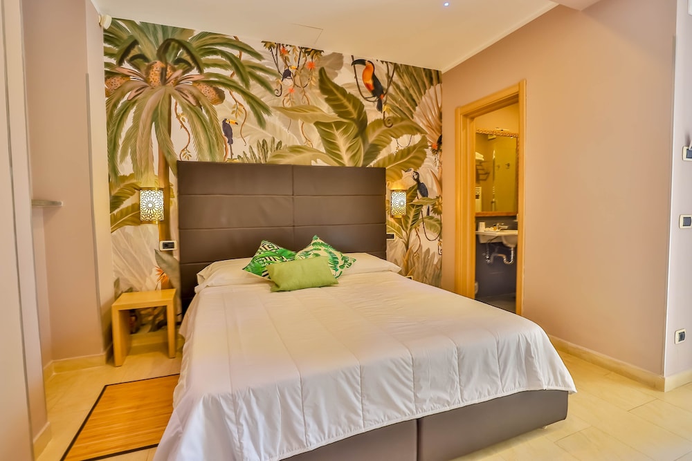Deluxe Room, Sea View photo 2