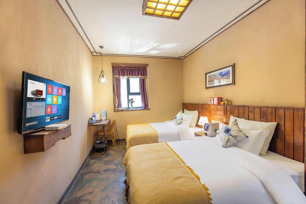 Luxury Twin Room, Mountain View