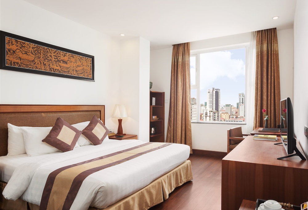 Superior Double Room, City View photo 1