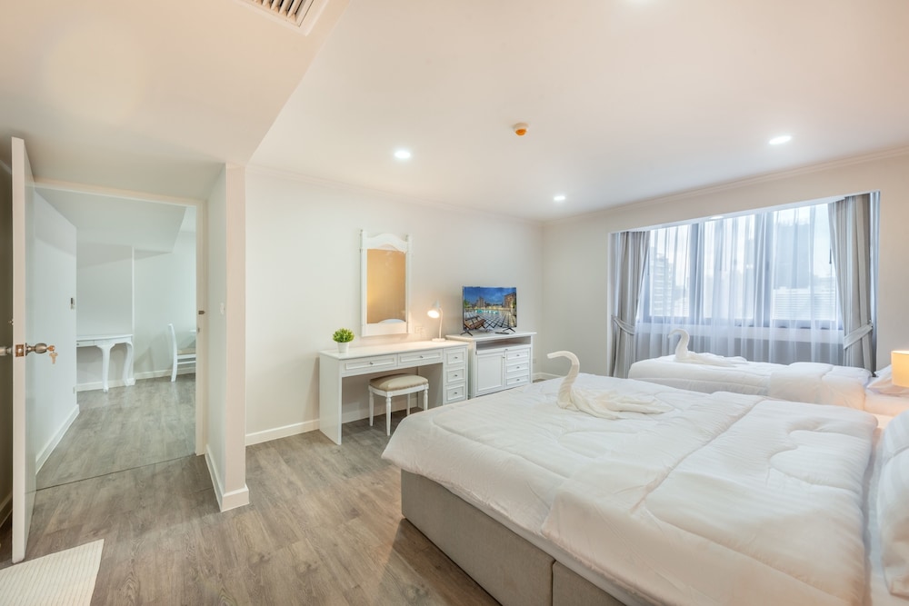 Exclusive Suite photo 2