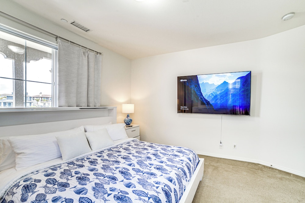 House (4 Bedrooms) photo 2