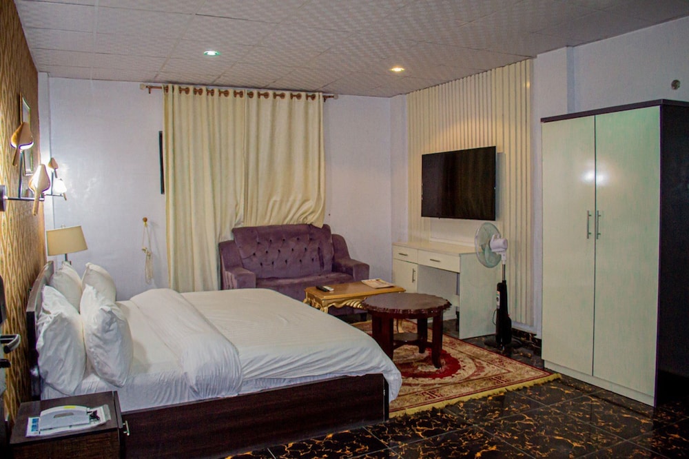 Executive Room - Photo 2