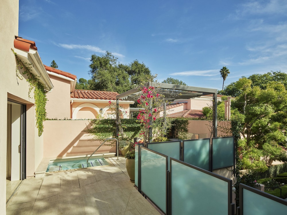 Canyon Studio with Plunge Pool & Fireplace