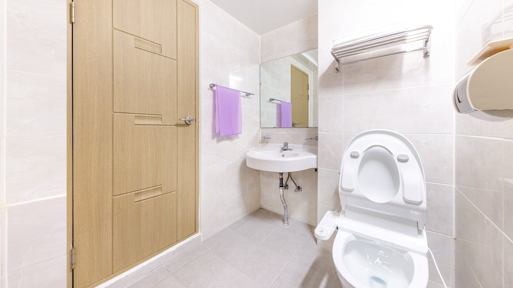 Basic Room, 1 Bedroom (301(Ocean view))