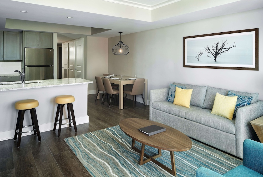 Suite, 1 Bedroom, Accessible (Hearing) - Photo 1