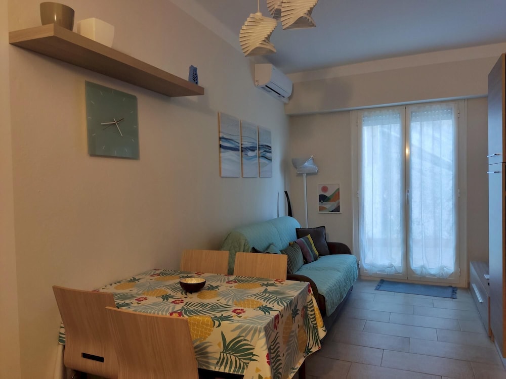 Apartment photo 3
