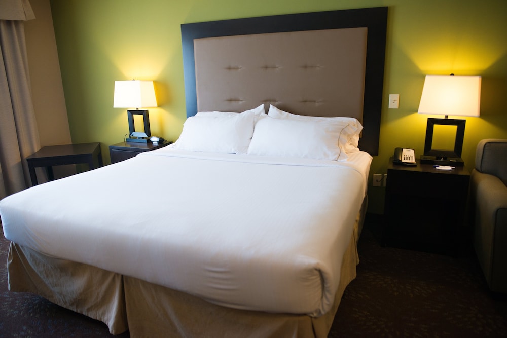 Standard Room, 1 King Bed - Photo 6