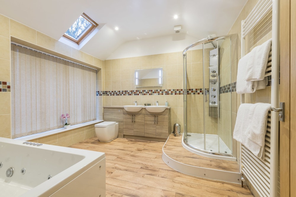 Luxury Double Or Twin Room, Ensuite, Garden View (Willow Suite) photo 3