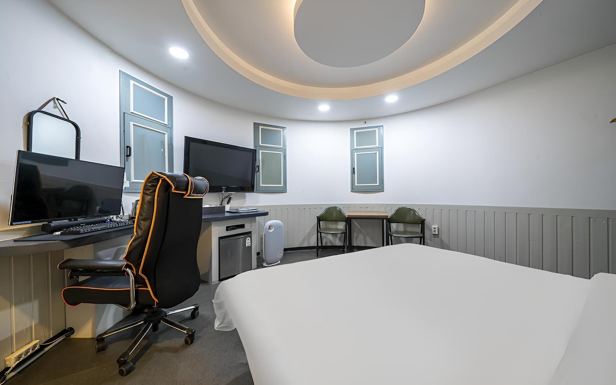 Room (River view room (top quality Ace bed/) - Photo 4