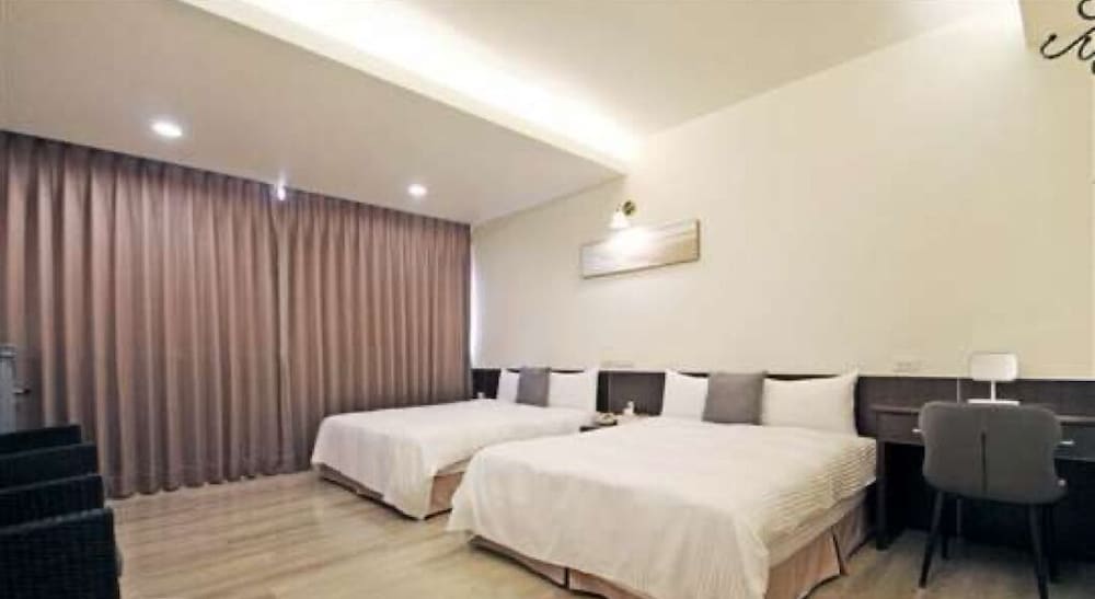Standard Quadruple Room - Photo 5