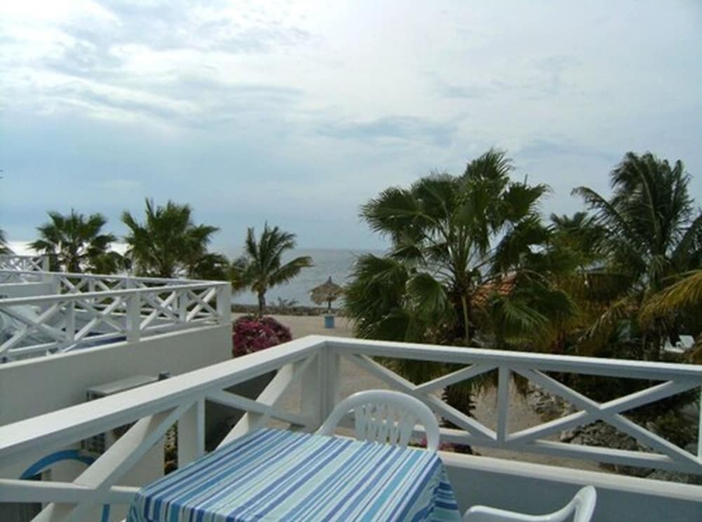 Partial Ocean View Studio photo 2