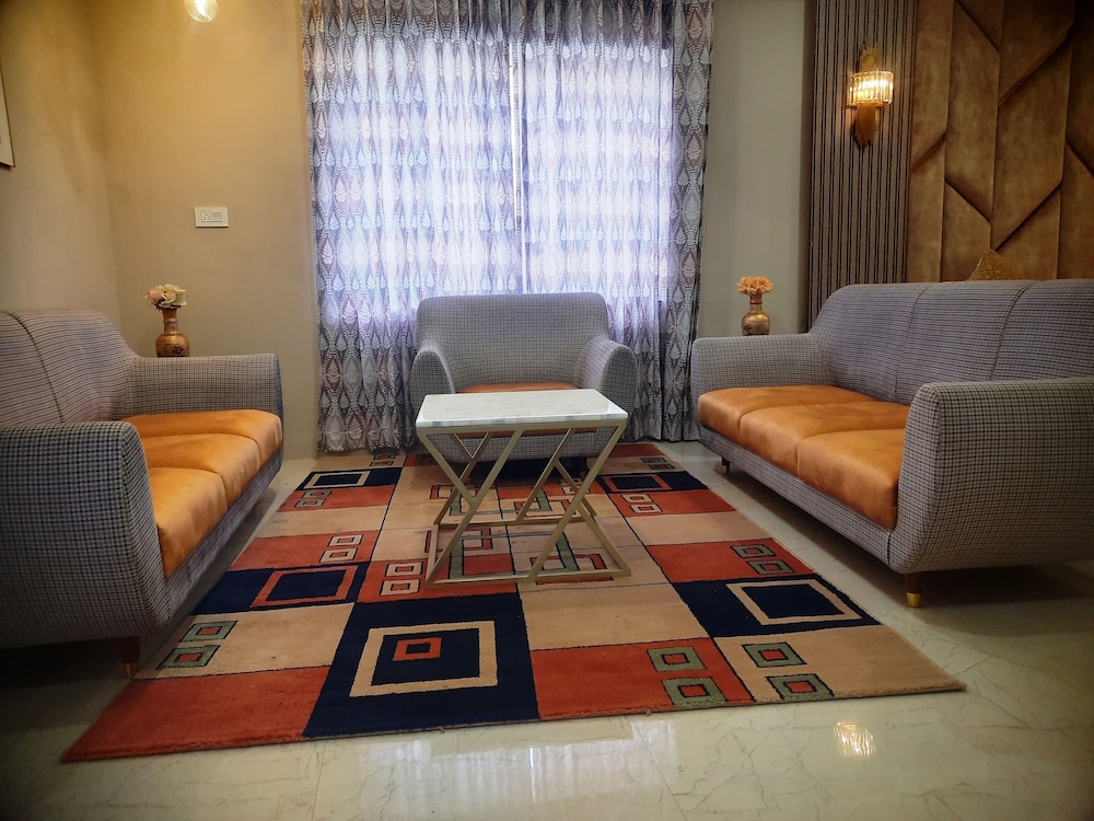 Luxury Double Room, 2 Bedrooms, Executive Level photo 2